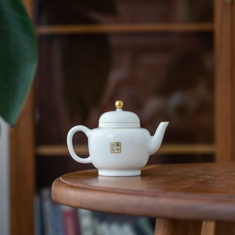 Lane. 106 gold kylin mud gas up porcelain ihs DengHu. The Capacity of 100 ml. Jingdezhen tea sets