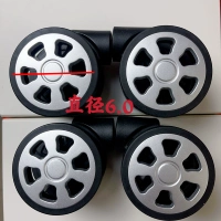 60 мм, серебро, 4 шт. (специальная модель не универсальна, перед размещением заказа проконсультируйтесь со службой поддержки клиентов)