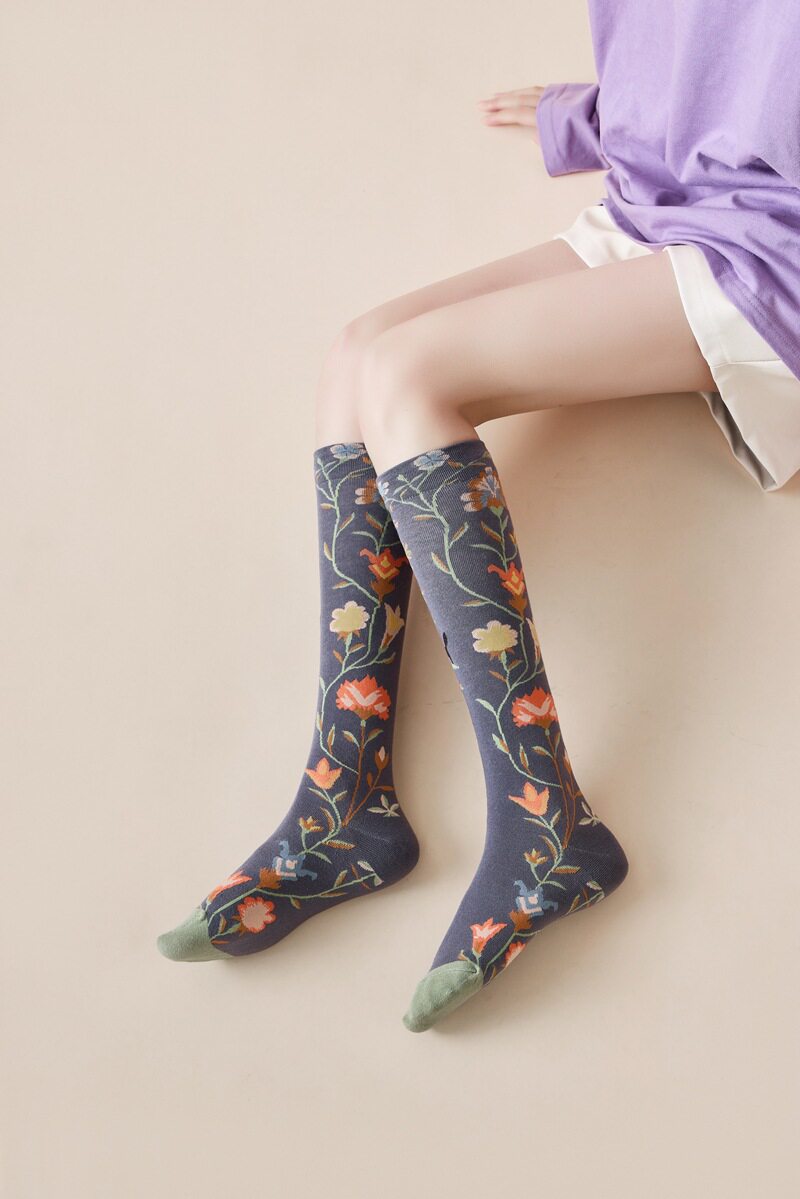 Носки medium and high tube calf and knee socks french ins style re Aishang