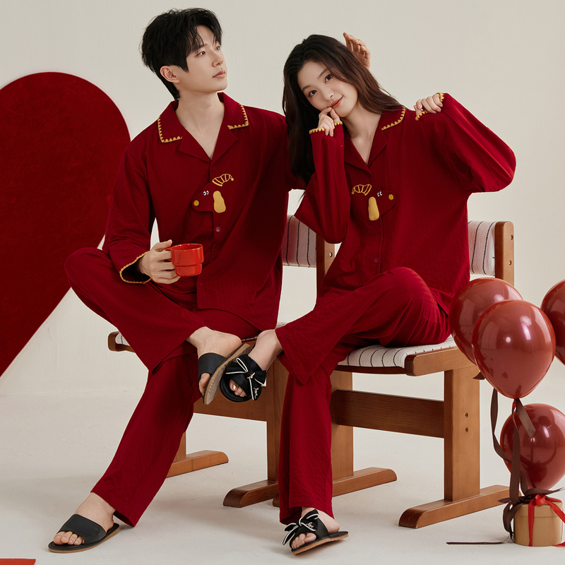 2 Sets of Spring and Autumn Wedding Pure Cotton Couple Pajamas Set, Red Cardigan, Wedding Gift Home Wear, Cartoon New Wedding Gift 2 Sets of Spring and Autumn Wedding Pure Cotton Couple Pajamas Set, Red Cardigan, Wedding Gift Home Wear, Cartoon New Wedding Gift