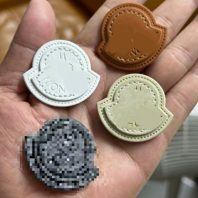 Moncler Clothing Accessories Patch Stickers, down Jacket Decorative Embroidery Logo Iron-On Patches, Leather Labels, Iron-On Logo Tags Q