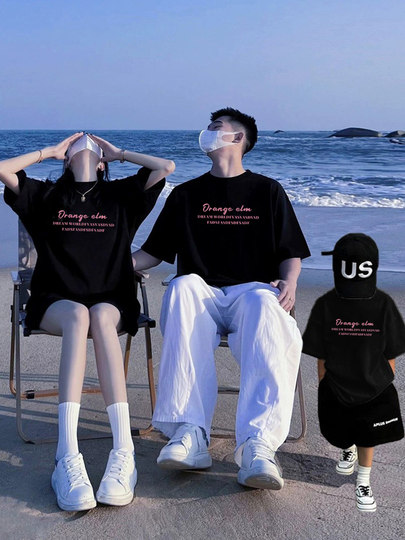 不一样的2025超火亲子装一家三四口夏季短袖t恤衫多巴胺衣服童装