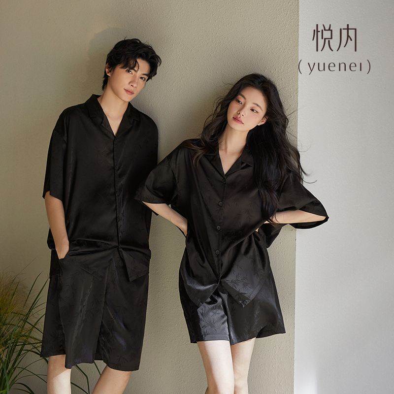 Yue Nei Couple Pajamas for Women, Summer Style, Ice Silk Short-Sleeved Shorts, Silk Loungewear for Men, Summer Black, High-End Feel Yue Nei Couple Pajamas for Women, Summer Style, Ice Silk Short-Sleeved Shorts, Silk Loungewear for Men, Summer Black, High-End Feel