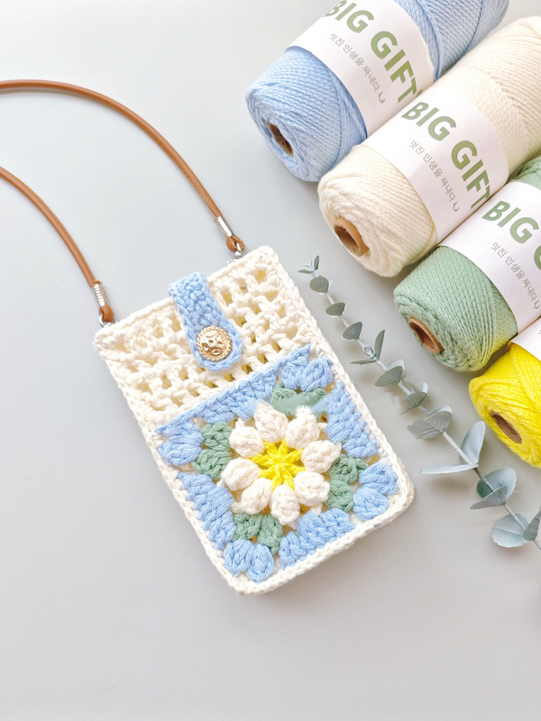 Daisy Crossbody Phone Bag Crochet Kit Yarn Crochet Daisy Granny Square Crossbody Phone Bag Gift