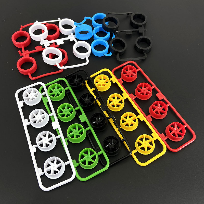 Jiepin Four-Wheel Drive Vehicle Accessories, Medium-Diameter Wheel Hubs and Tires, Six-Claw Front and Rear Equal Width and Equal Distance, Racing Wheel Tires Jiepin Four-Wheel Drive Vehicle Accessories, Medium-Diameter Wheel Hubs and Tires, Six-Claw Front and Rear Equal Width and Equal Distance, Racing Wheel Tires