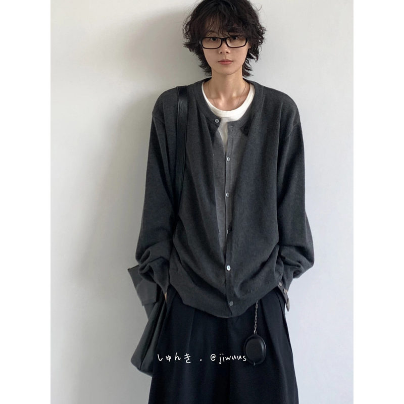 Japanese Retro Style Fake Two-Piece Knitted Cardigan Jacket for Men and Women, Spring and Autumn Unisex Style, Color-Blocking, Loose and Lazy Sweater