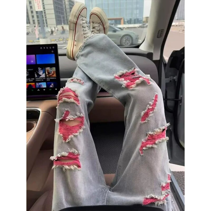 American Retro Red Ripped Jeans for Men, New Summer Style, Cleanfit Design, Slim Fit, Slimming, Slightly Flared Pants