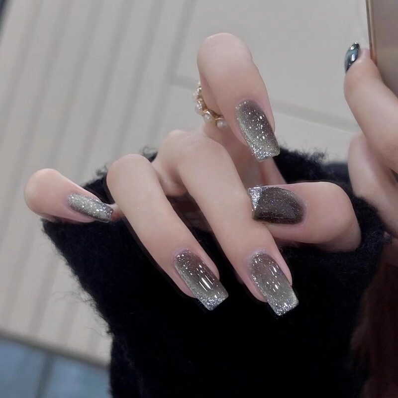 New Autumn and Winter Dazzling Handmade Wearable Nails, Medium-Length, Brightening Black Nail Patches, Removable Fake Nails