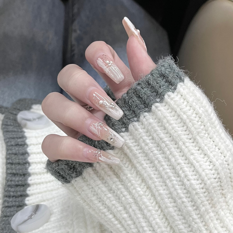 Broken Jade Pavilion White Fake Nails Handmade Wearable Nails Brightening Manicure Xiaohongshu Same Style Detachable Wedding Nails 226 Styles Broken Jade Pavilion White Fake Nails Handmade Wearable Nails Brightening Manicure Xiaohongshu Same Style Detachable Wedding Nails 226 Styles