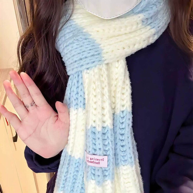 Color-Blocked Scarf, Hand-Knitted Scarf, Korean-Style Atmosphere, DIY Material Kit, Gift for Boyfriend/Girlfriend, Hand-Knitted Neck Warmer