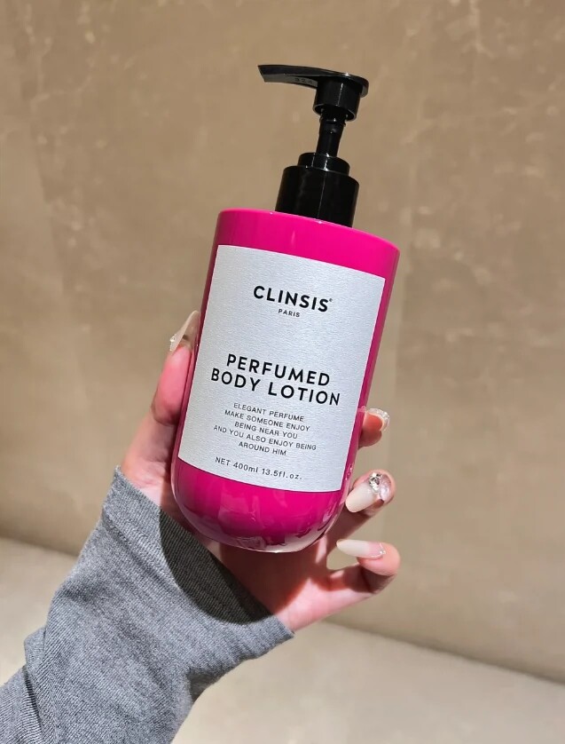 法国CLINSISI美妆护肤店的LOGO