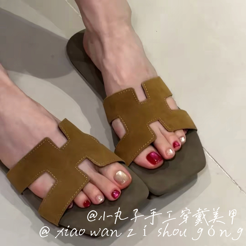Spring and Summer New Cat-Eye Toenails, the Same Style as on Xiaohongshu, Handmade Toenail Finished Patches, Whitening Manicure, Removable