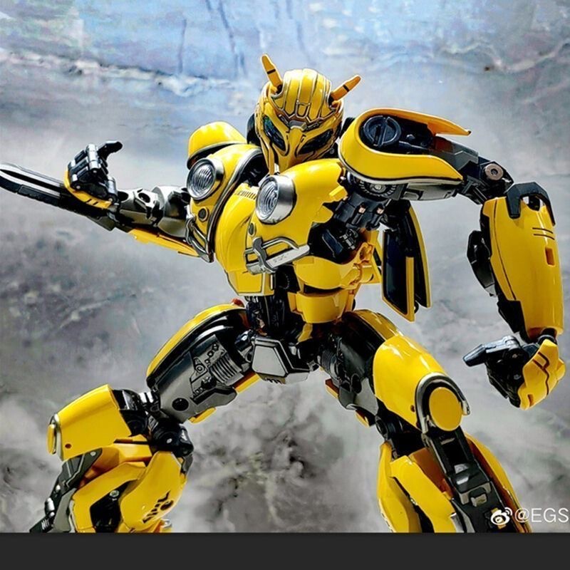 Ce01 Bumblebee Transforming Toy Beetle G.I. Joe Alloy Version Enlarged Car Robot Movable Repair Version Ce01 Bumblebee Transforming Toy Beetle G.I. Joe Alloy Version Enlarged Car Robot Movable Repair Version