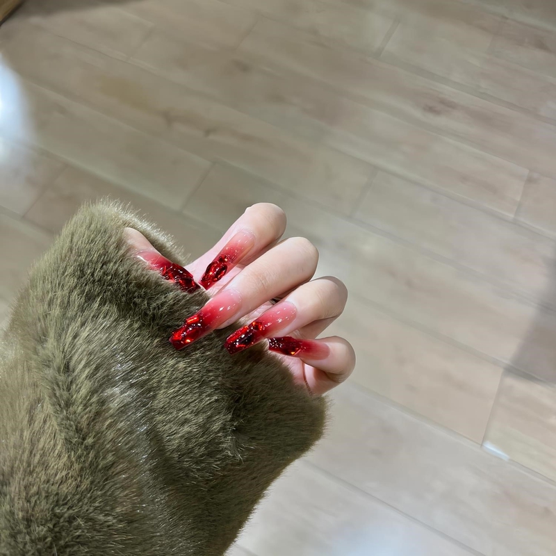 New Year's Manicure with Red Crushed Diamonds, Wine Red, Festive Wedding Wear Nails, Brightening Effect, 2026 New Year Style, High-End Manicure