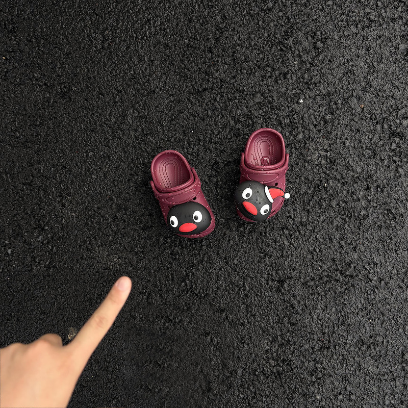 Pingu Penguin Children's Croc Shoes Boys and Girls Summer Outdoor Non-Slip Sandals Cute Cartoon Baby Slippers