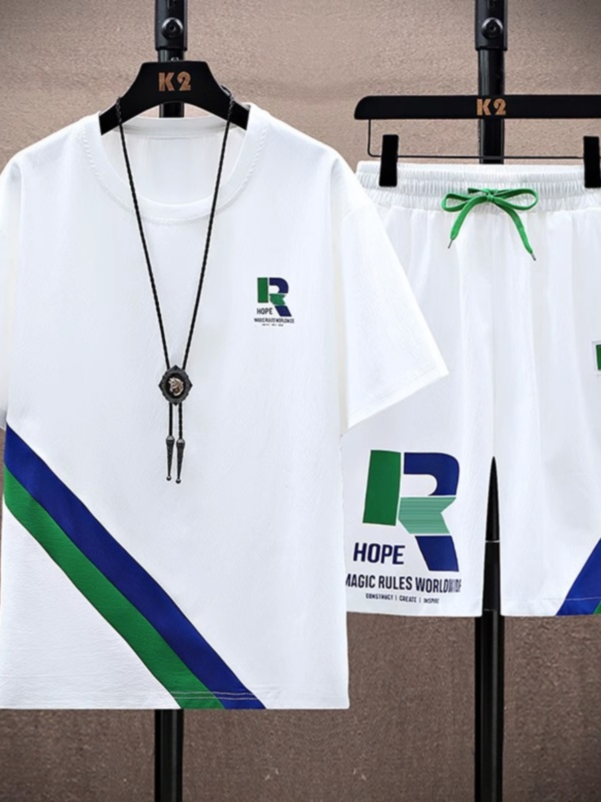 <!--夏季2024新款冰丝男士短袖T恤两件套青少年帅气学生潮流短裤套装-->