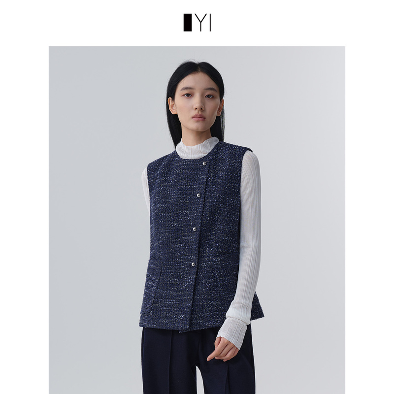 Yi Yizhen 2026 Spring New Collection: Indigo-Colored Italian Imported Tweed Vest with a Sophisticated and Elegant Chanel-Style Design Yi Yizhen 2026 Spring New Collection: Indigo-Colored Italian Imported Tweed Vest with a Sophisticated and Elegant Chanel-Style Design