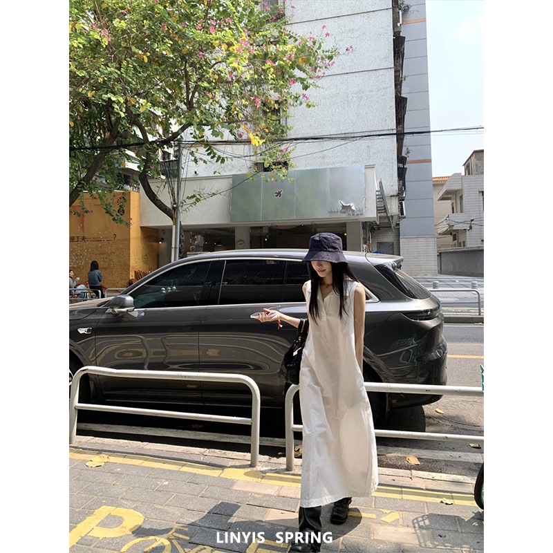 [Korean Style Lazy Chic] Minimalist White Polo Collar Sleeveless Dress for Women, Summer Loose Tank Dress, Relaxed Long Dress
