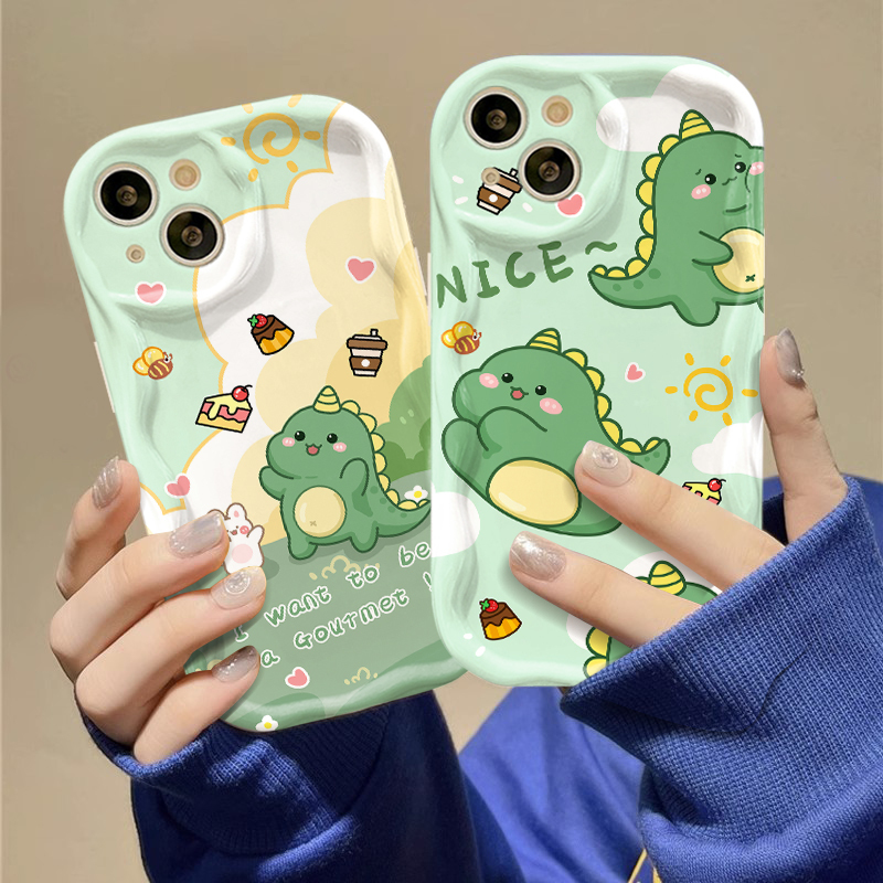 Cute Green Dinosaur Suitable for Apple 17 Pro Max Phone Case, New iPhone 16 Plus Cartoon Full-Cover Anti-Drop XS Max Female Personalized 14 Internet Celebrity Creative 13P Silicone Xr Protective Case