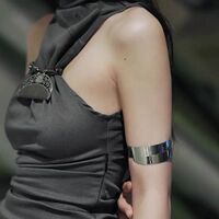 Arm bracelets, arm decorative arm rings, jewelry, punk bracelets, ins niche design, high-end sleeve cuffs, metal female arm bracelets