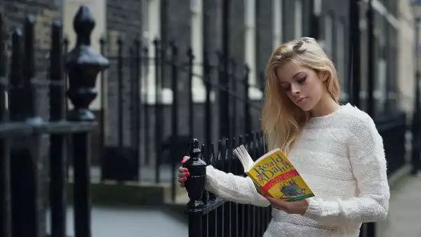 宝直播互动玩法教程：中小卖家提升直播间热度技巧