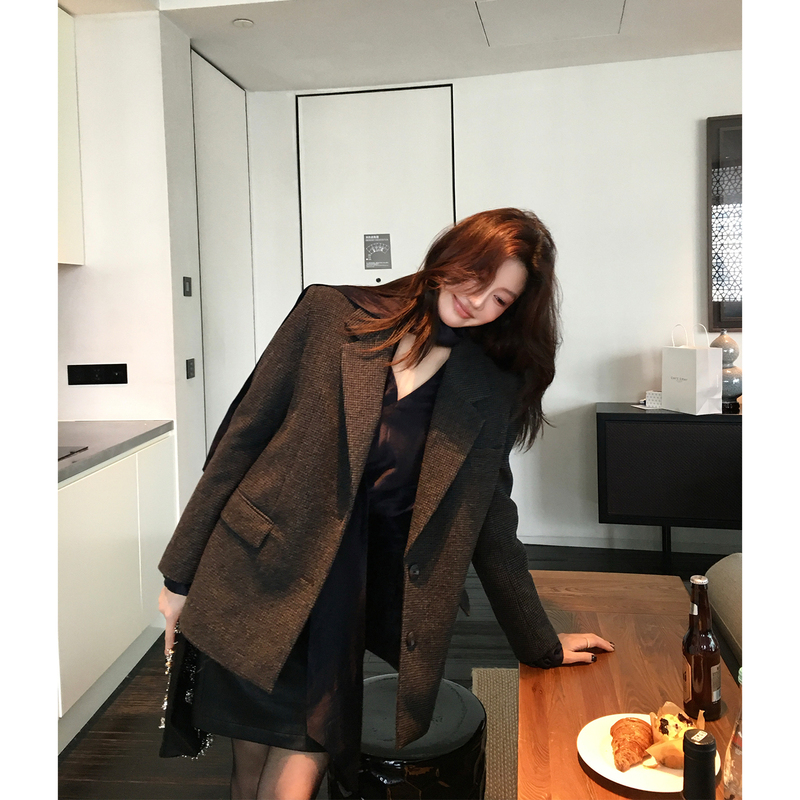 Longxier High-End Black and Gray Houndstooth 90% White Goose down Jacket Suit Casual Coat for Women A245