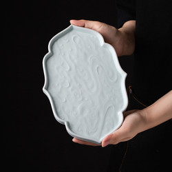 Green and White Lace Hand-Carved Auspicious Cloud Ceramic Flat Tea Tray Western Food Steamed Vegetable Plate Hotel Restaurant Club Tableware