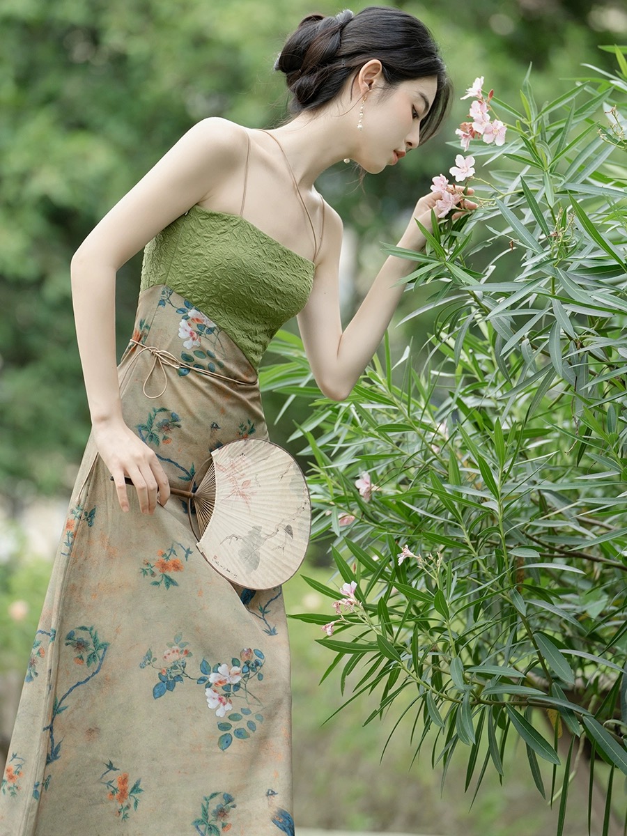  S+R style: single cheongsam   + $4.86 