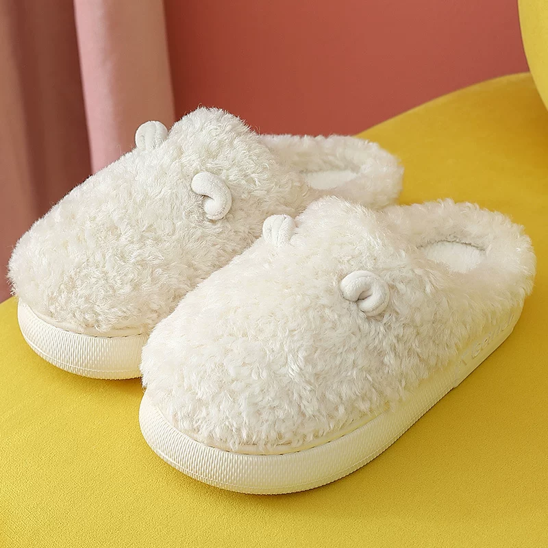 Мультяшные тёплые тапочки, противоскользящие, деми-сезонные плюшевые, размеры 35–45 (разные цвета)