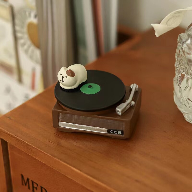Japanese-Style Cat Zakka Miscellaneous Goods Retro Record Player Cat Cute Girly Healing Style ins Desktop Ornament Gift for Women Japanese-Style Cat Zakka Miscellaneous Goods Retro Record Player Cat Cute Girly Healing Style ins Desktop Ornament Gift for Women