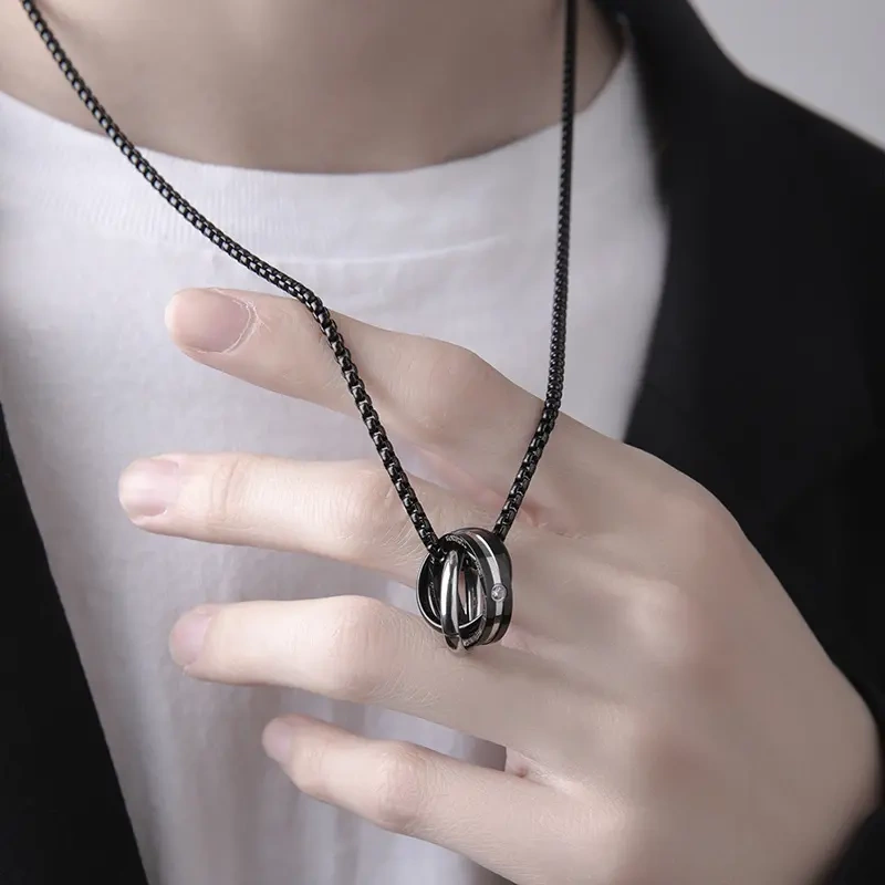 Men's Necklace, Simple and Trendy, Men's Fashion Accessory, Versatile Titanium Steel High-End Accessory, Black Pendant Sweater Chain