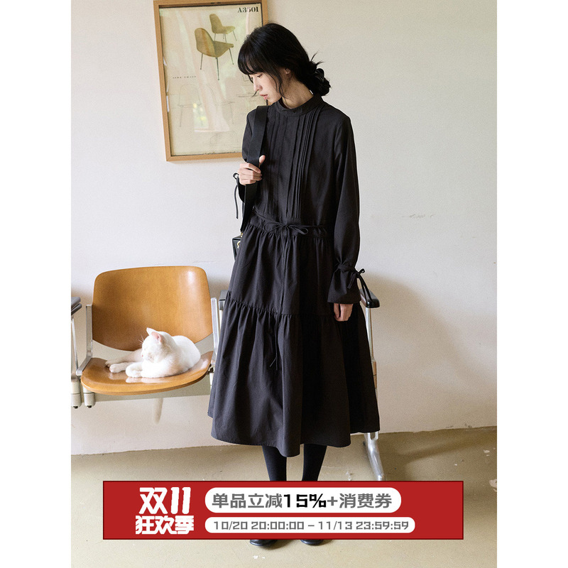 Lbaoraw Black Half-High Collar Lace-Up Long-Sleeved Dress for Women in Autumn and Winter Loose Retro Long Pleated A-Line Skirt