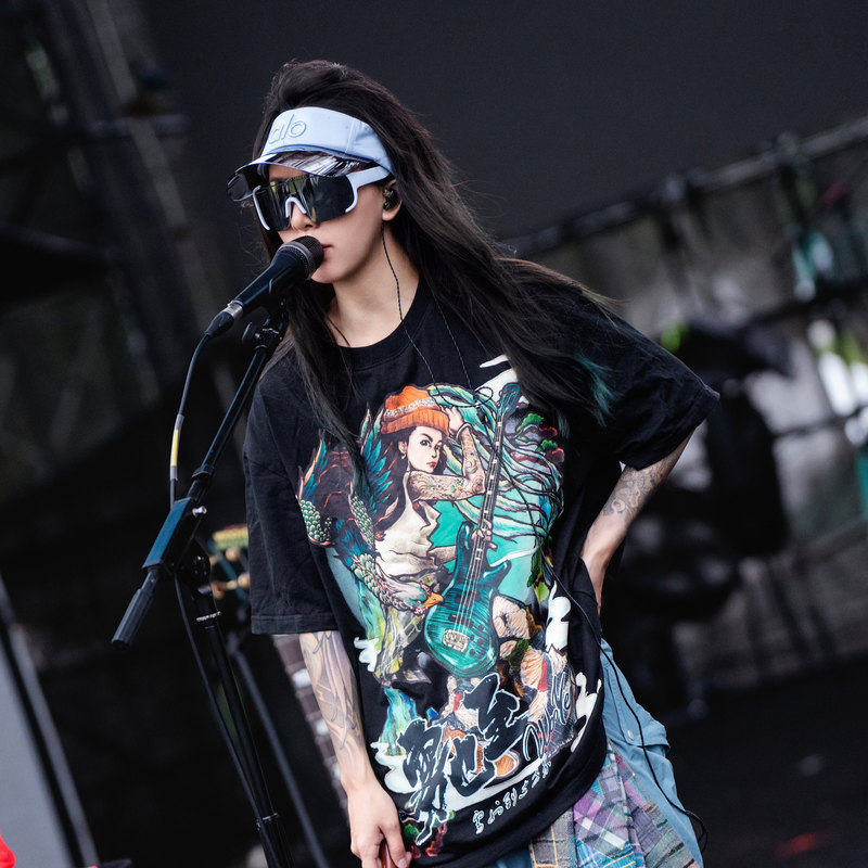 Two-Color Black Short-Sleeved New White Has Been Replenished. Pu Yuwu Also to Wooyeah Peripheral T-Shirt Designer