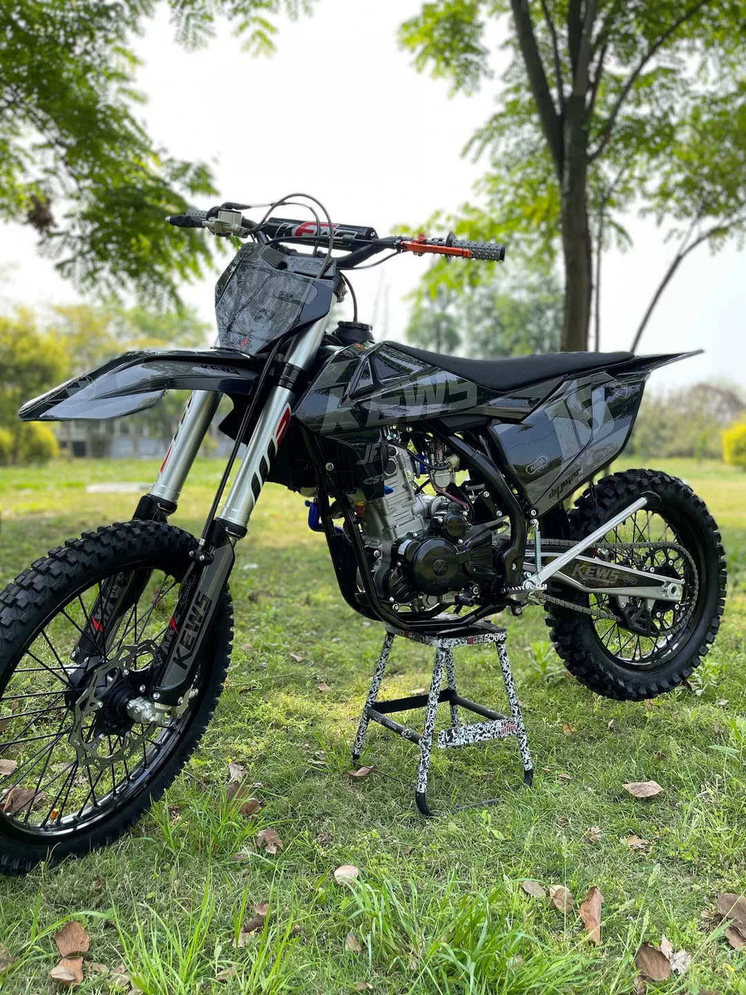Внедорожный мотоцикл Bossier M5 Cheetah горная лесная дорога M1 внедорожник 300cc водяного охлаждения Yamaha Магician 250