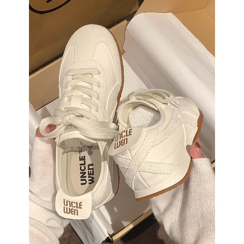 French Uamtor Retro Agande Training Shoes for Women 2026 New Spring and Summer Soft-Soled Sports Flat White Shoes French Uamtor Retro Agande Training Shoes for Women 2026 New Spring and Summer Soft-Soled Sports Flat White Shoes