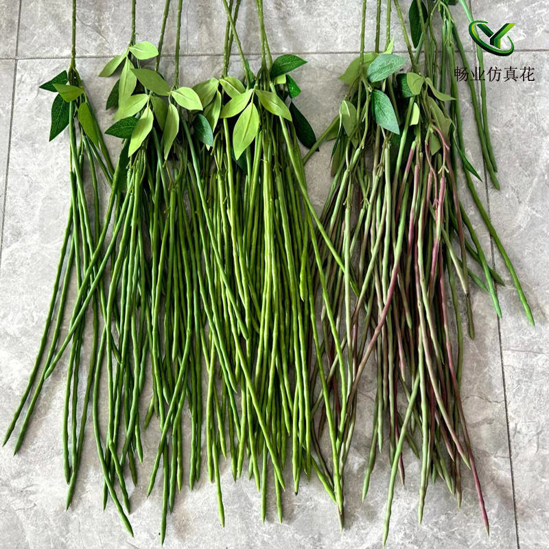 Manufacturer of Soft Rubber Artificial Flowers for Decoration, Forest-Style Landscaping, Green Plant Leaves, Hanging 18-Bean Long Bean Pods