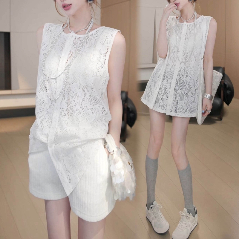 2026 Spring French Resort Style Lace Hollow Out Sleeveless Mid-Length Hollow Out Blouse for Women, White Light Luxury Loose Top