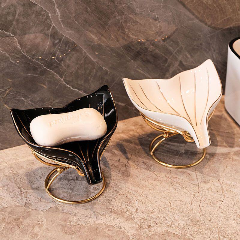 Light luxury soap box soap box soap disk asphalt-free punch-collection device frame home soap dish tray creativity