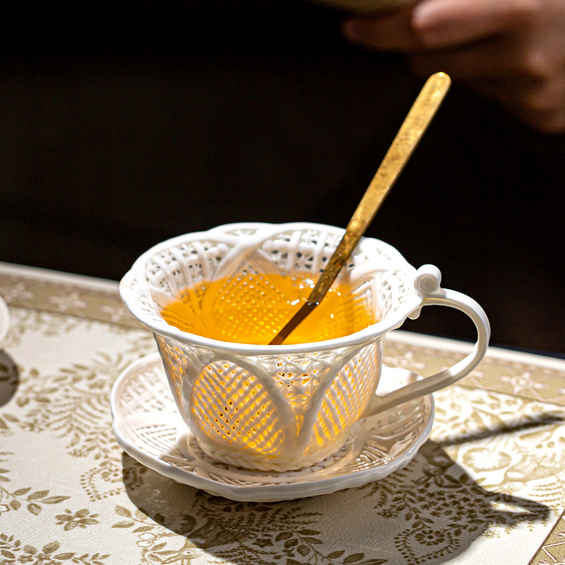 Dehua White Porcelain Handmade Ceramic Coffee Cup High-End Ceramic Tea Cup for Home and Office Afternoon Tea Drinking Cup