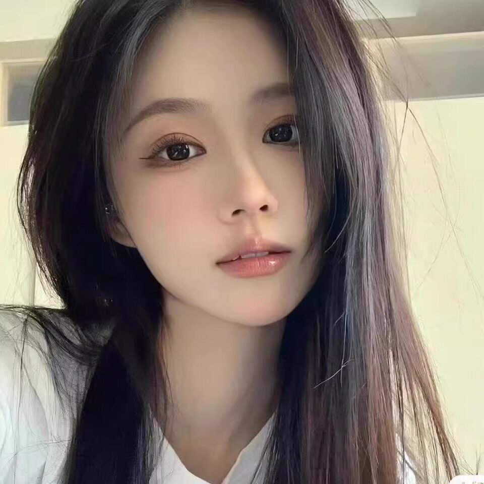 静美彩妆的LOGO