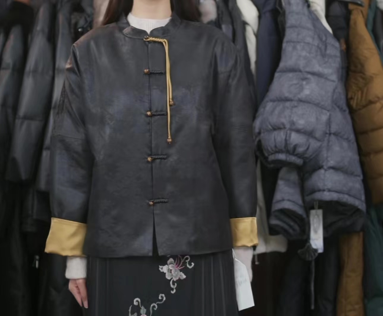 2023 new fragrant cloud yarn old material dark veins jacquard double pineapple embroidered cotton clothes 8616-Taobao