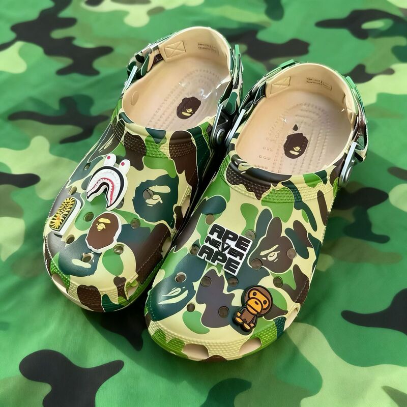 Bape Camouflage Clogs in Army Green, New Model, Comfortable Non-Slip Breathable Beach Shoes