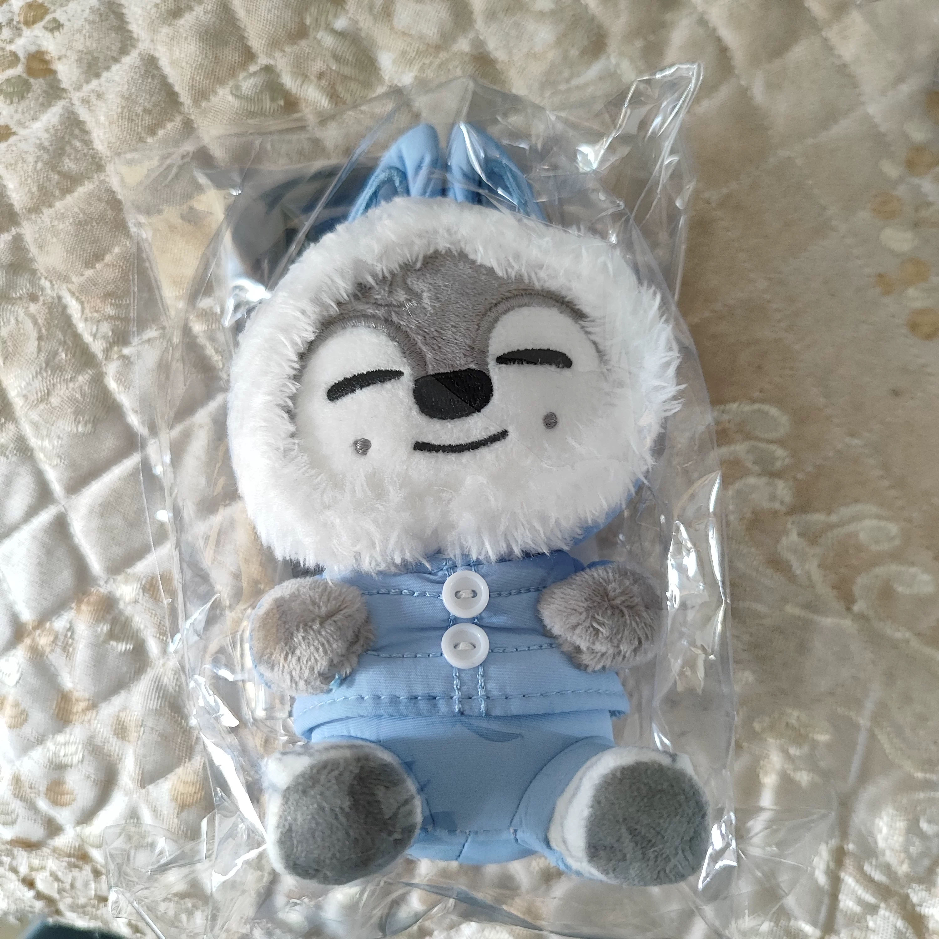 Периферийное одеяло Skzoo Fangcan Wolfchan — коллекционный мерч, несколько вариантов