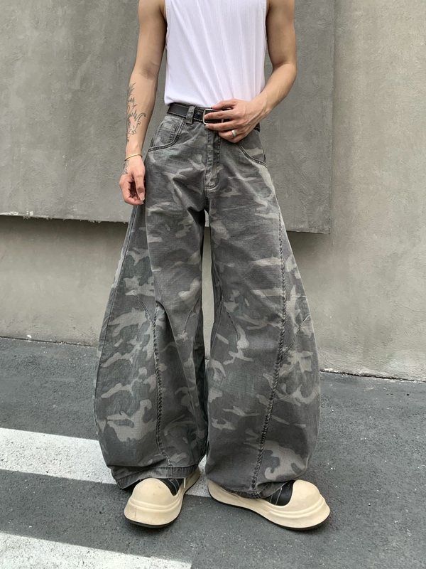 Mt Origert American Retro High-End Camouflage Workwear Wide-Leg Pants for Men, Loose Fit with Reverse Waistband and Curved Hem Jeans