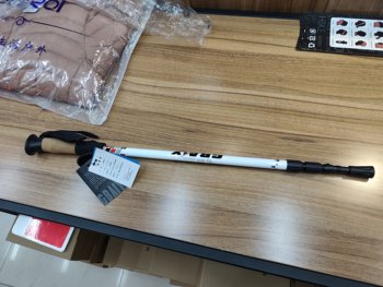 Outdoor Ultra-Light Aluminum Alloy Cork Handle Three-Section Straight Handle Telescopic Trekking Pole for Men and Women Hiking and Mountain Climbing