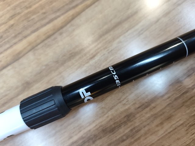 Outdoor Ultra-Light Aluminum Alloy Cork Handle Three-Section Straight Handle Telescopic Trekking Pole for Men and Women Hiking and Mountain Climbing