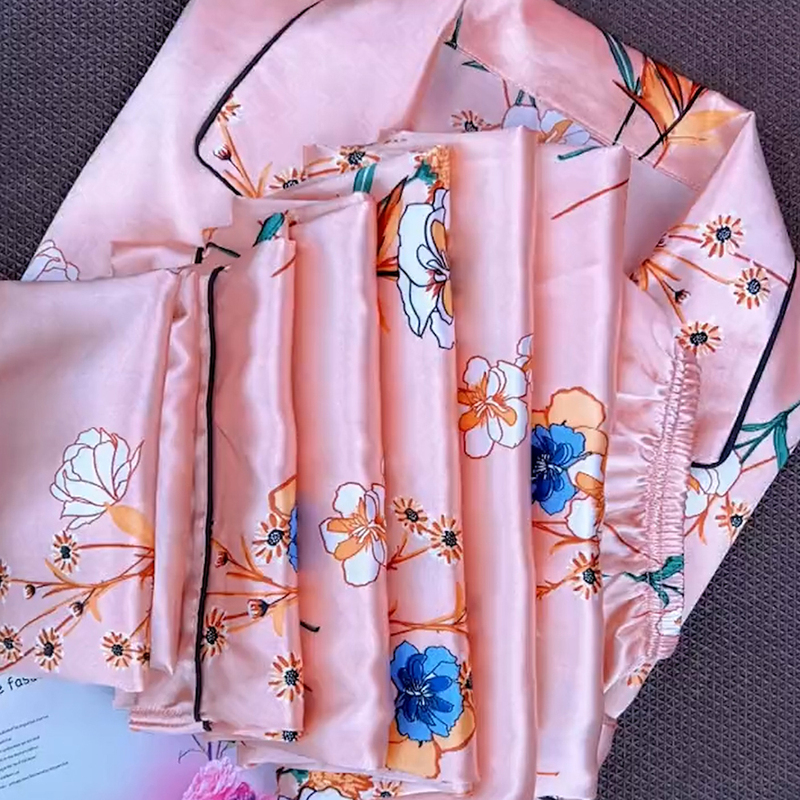 2026 Spring/Summer Ice Silk Light Luxury Printed Long Sleeve Long Pants Pajama Set New Women's Silky Comfortable Homewear 2026 Spring/Summer Ice Silk Light Luxury Printed Long Sleeve Long Pants Pajama Set New Women's Silky Comfortable Homewear