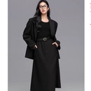 小野和子黑色西装半身裙长款