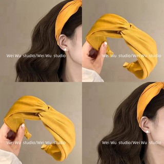 Golden wheat waves! alyssa chia's matching hairband!