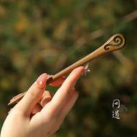 Зеленая сандаловая леса